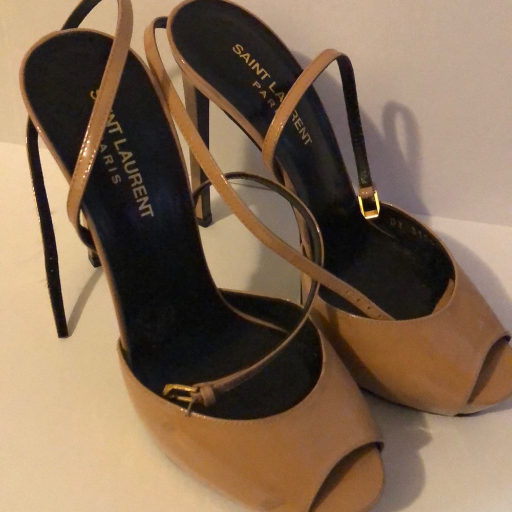 Saint Laurent shoes as 38